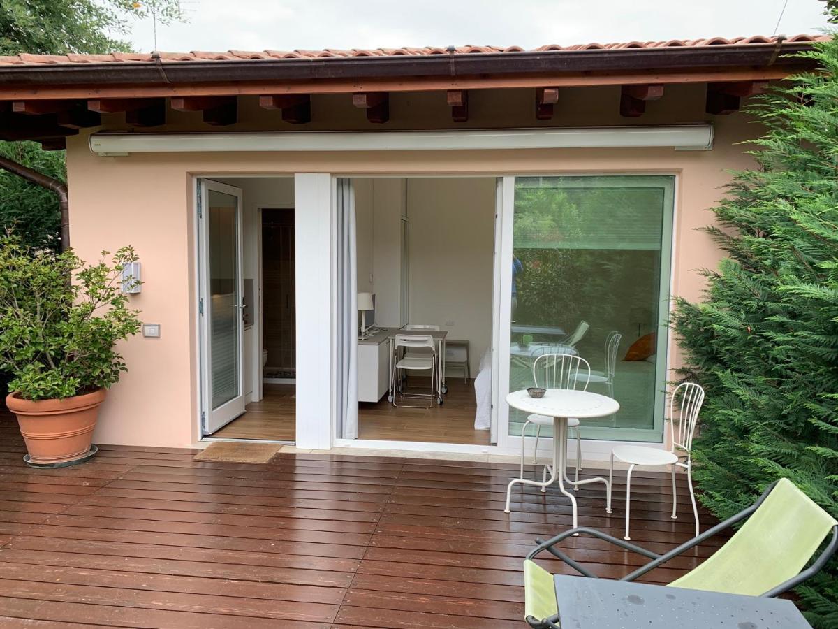 Casabella-Lago Maggiore Lesa Luaran gambar