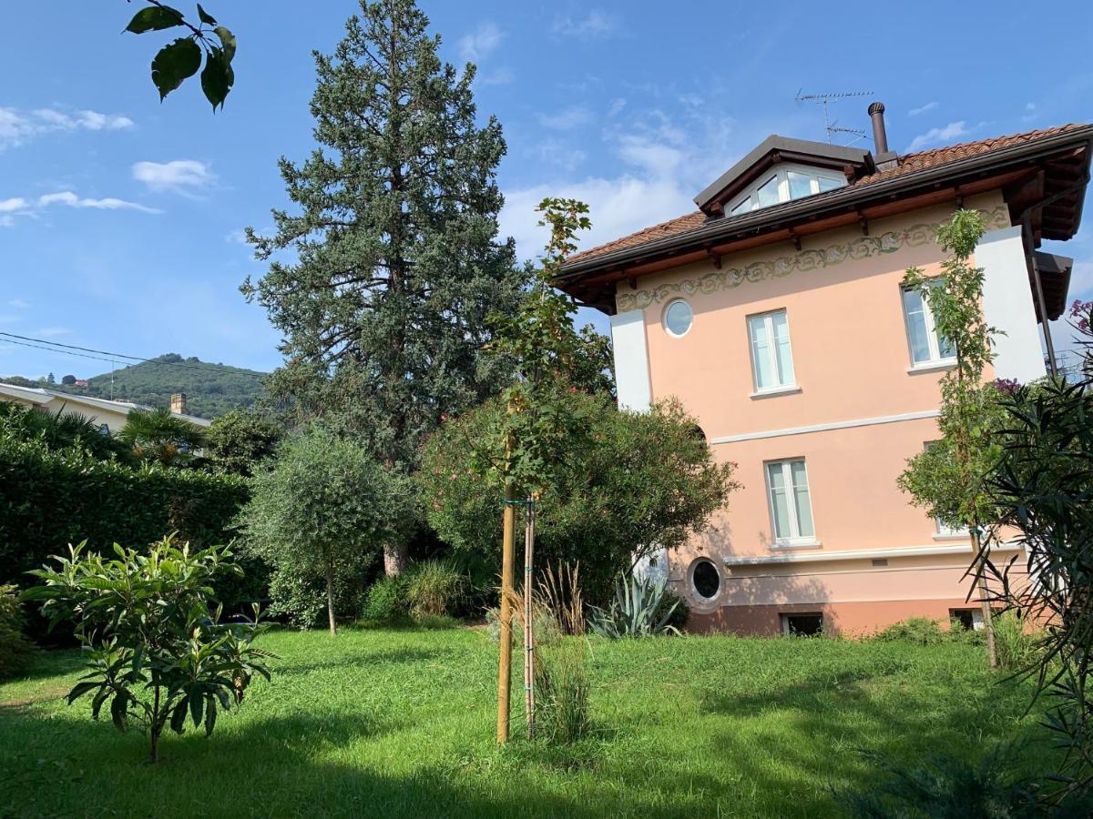 Casabella-Lago Maggiore Lesa Luaran gambar